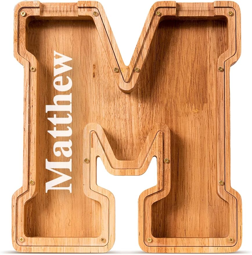 Handgefertigte Holz-Spardose in Buchstabenform