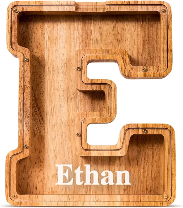 Handgefertigte Holz-Spardose in Buchstabenform