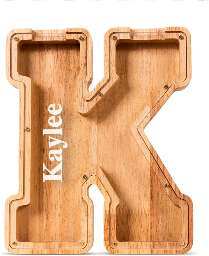 Handgefertigte Holz-Spardose in Buchstabenform